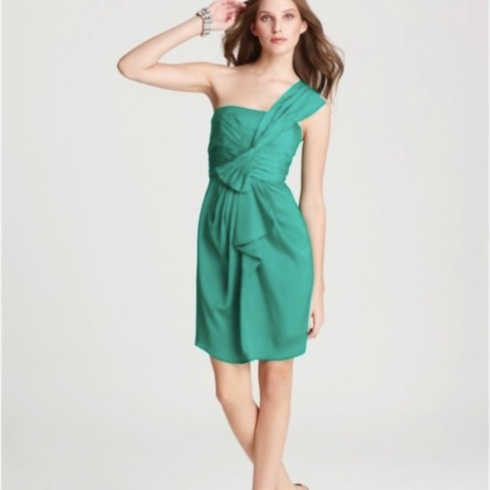 BCBG MaxAzria Emerald Green one shoulder Palais cocktail dress size 8